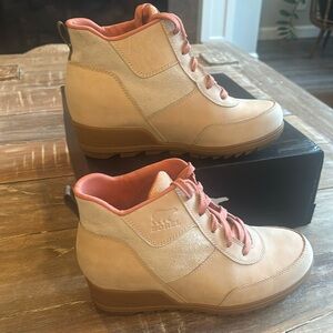 Sorel Evie Sport Lace